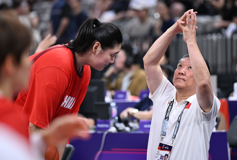 开云-日本队教练压力巨大！，Ming遭遇二十持续失利热度持续攀升-开云